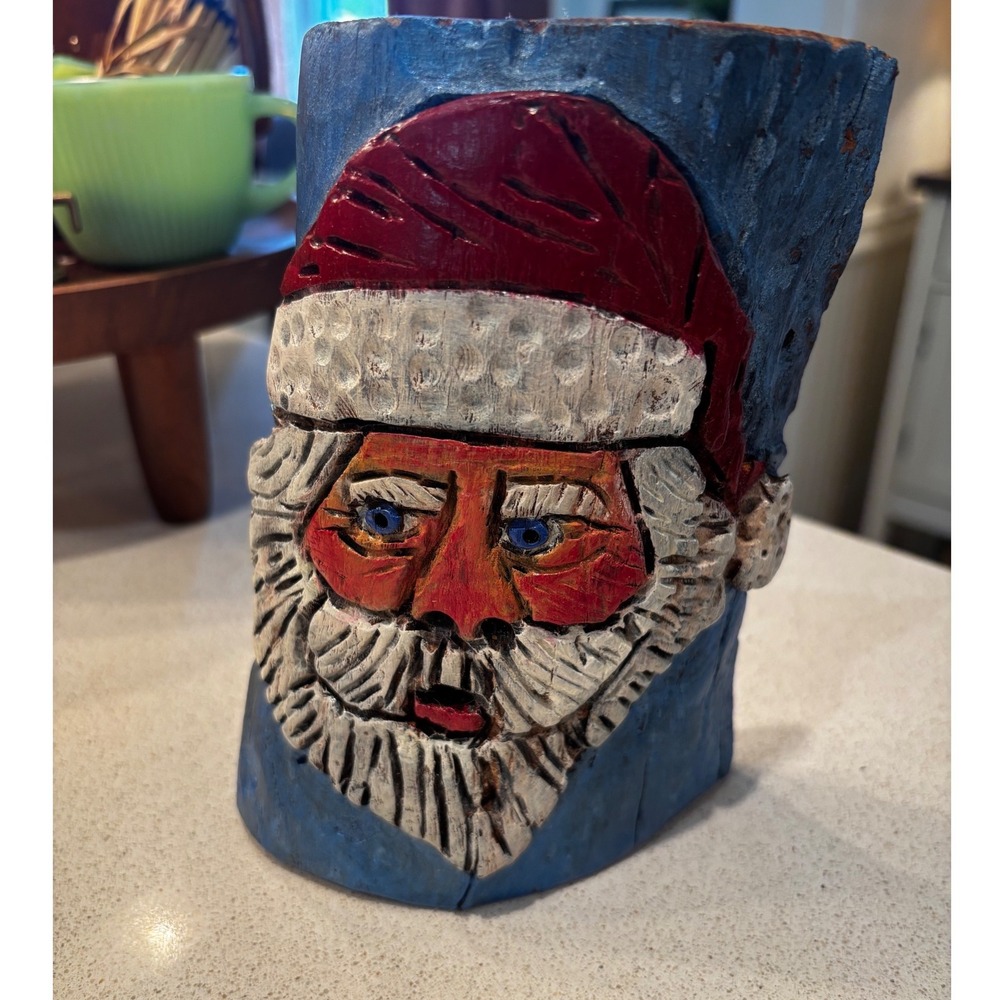 Hand Carved Wood Santa Claus Folk Art Figurine Rustic Christmas Decor 7 Inch